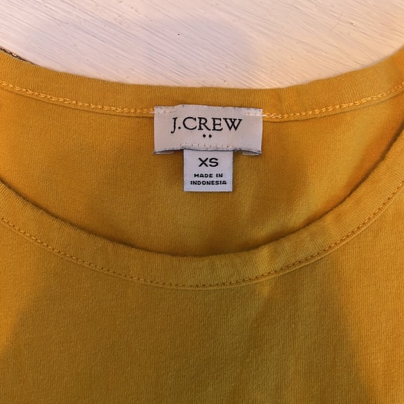 Xtra small cute J Crew tank.🌟 - Picture 3 of 3